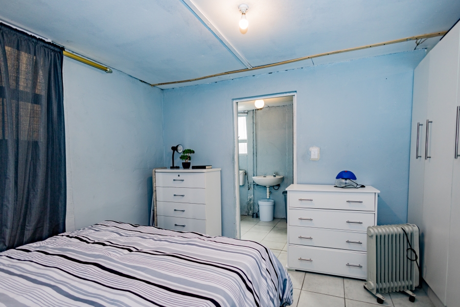 3 Bedroom Property for Sale in Uitsig Western Cape